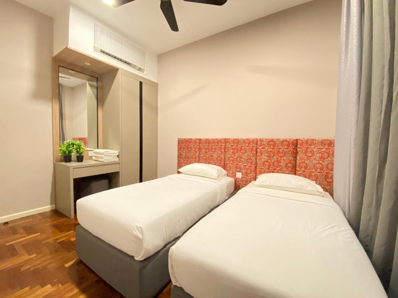 Vista Residences Free Wifi & 1 Parking Apartment *